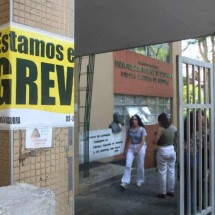 Sindicato assina acordo para dar fim à greve dos professores federais - Rovena Rosa/Agência Brasil