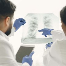 Sequela pulmonar pode piorar dois anos após a internação por COVID-19 grave - prostooleh/Freepik