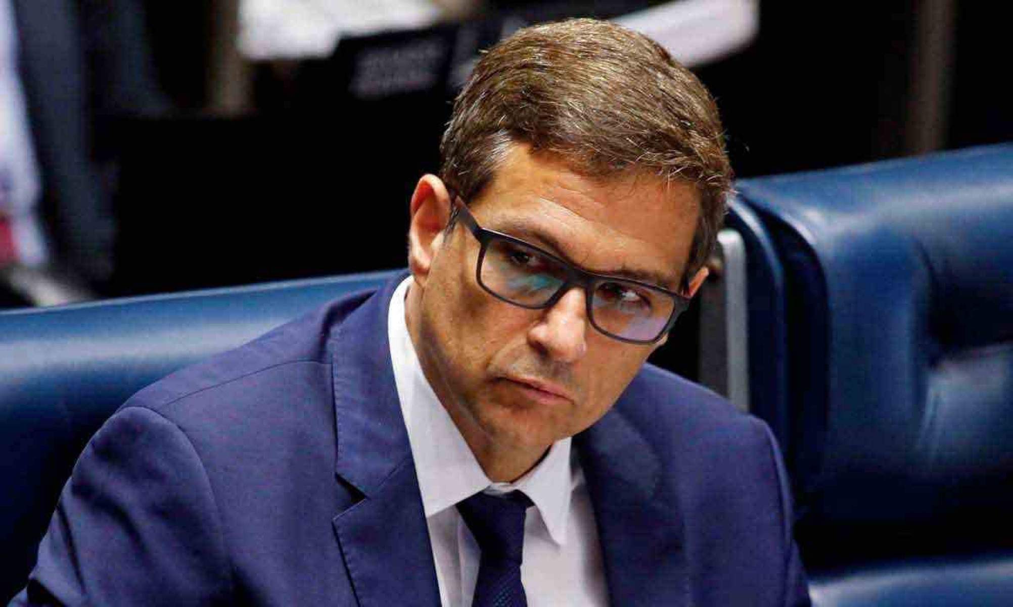 Campos Neto diz que querem politizar as decisões do Banco Central