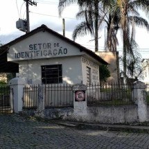Justiça suspende a interdição de dois hospitais psiquiátricos em Minas - Google Street View/Reprodução