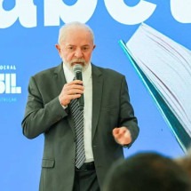 Lula: Classe média só volta para a escola pública se a qualidade melhorar - Antonio Cruz/Agência Brasil