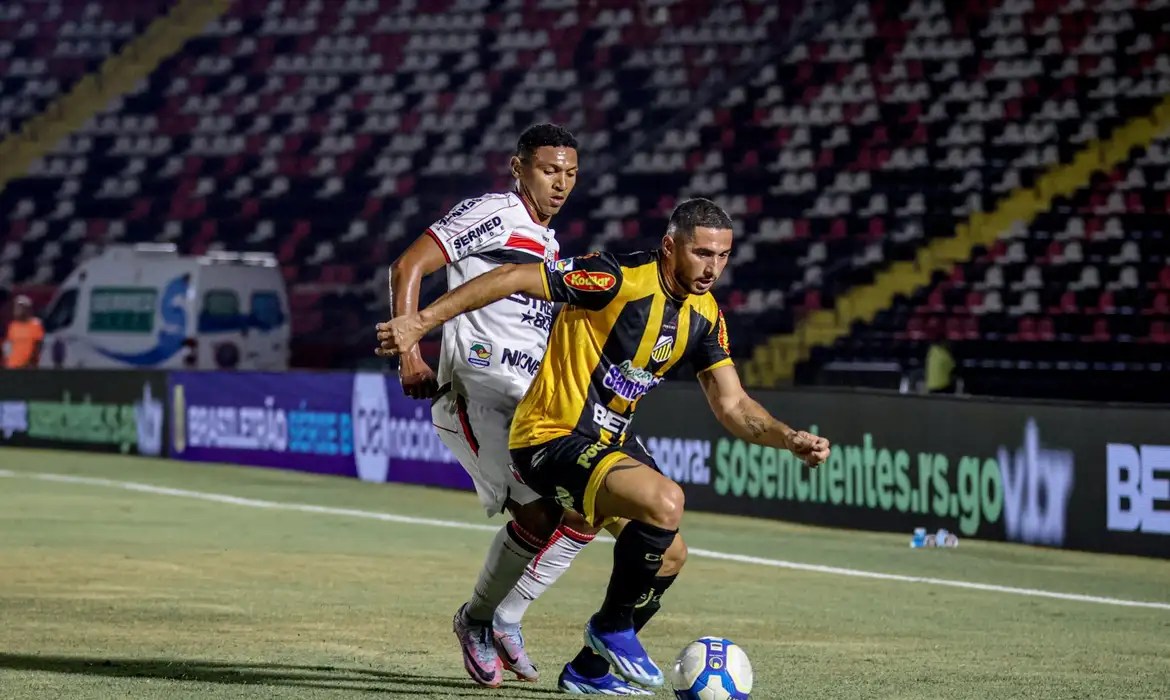 Série B: Novorizontino supera Botafogo-SP por 1 a 0 -  (crédito: EBC)