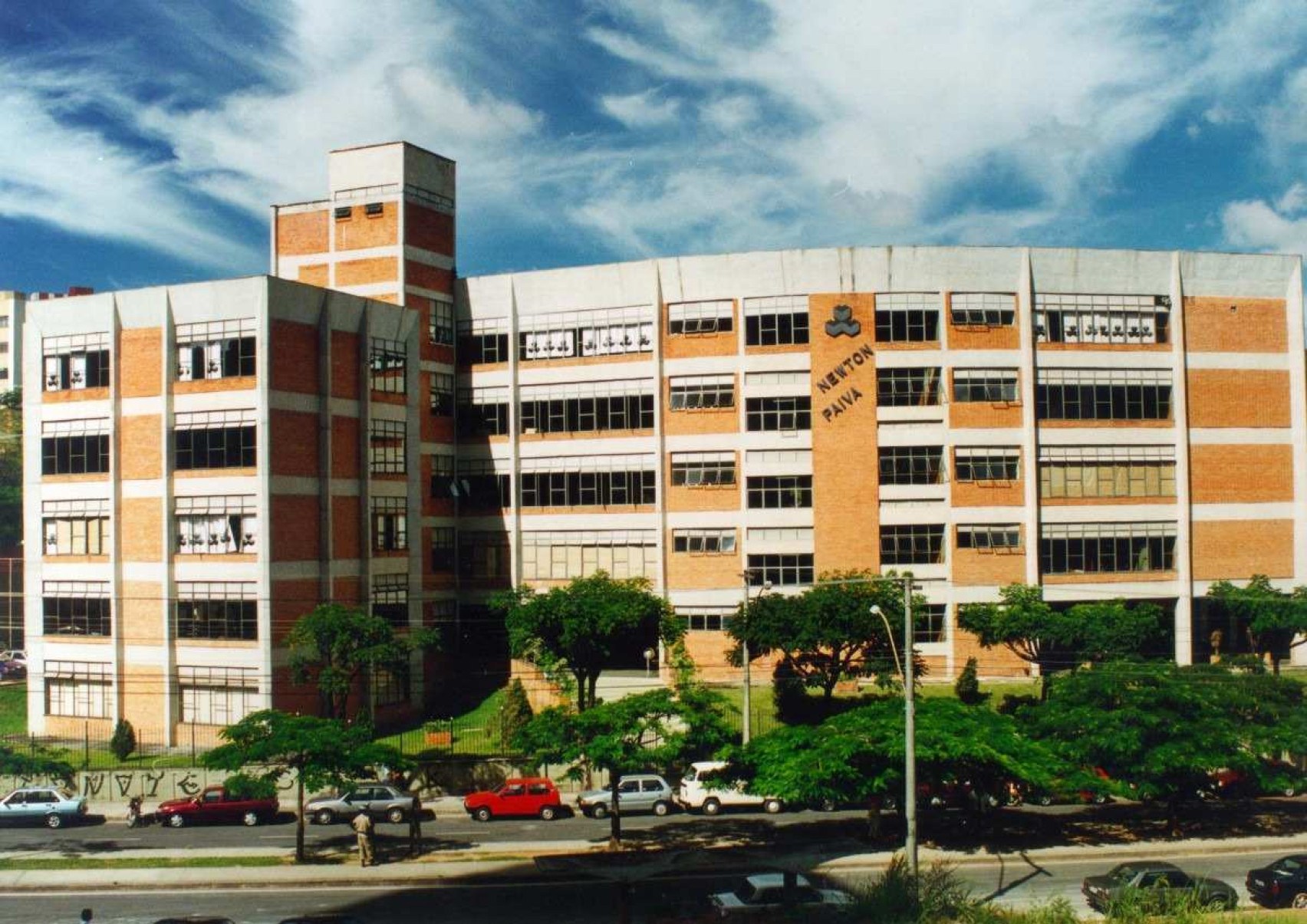 Newton Paiva: centro universitário em BH é vendido por R$ 49 milhões