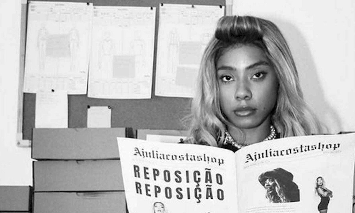 Pra ficar de olho: rapper Ajuliacosta cresce no TikTok -  (crédito: Reprodução / Instagram / @ajuliacosta)