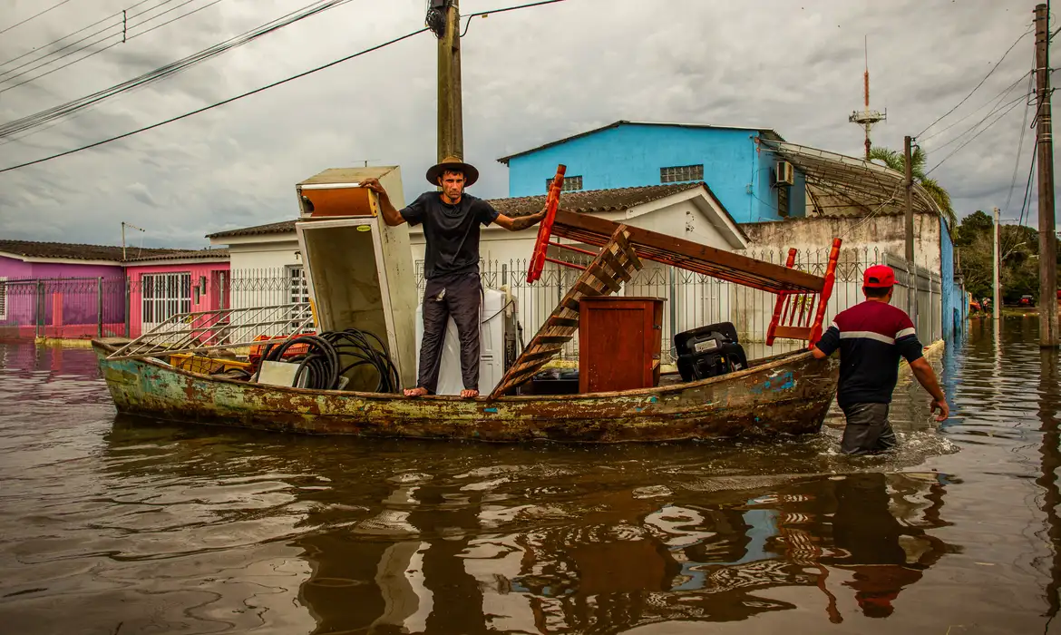 Tragédias climáticas: 94% das cidades brasileiras pecam na prevenção -  (crédito: EBC)