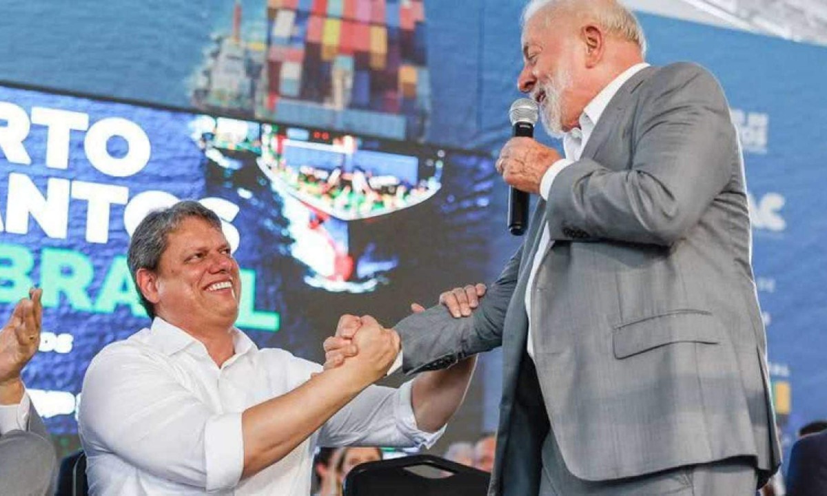 No sábado, Lula esteve na capital paulista para anunciar investimentos federais na expansão da linha 5-Lilás do metrô: Tarcísio de Freitas não apareceu -  (crédito: Divulgação Ricardo Stuckert / PR)
