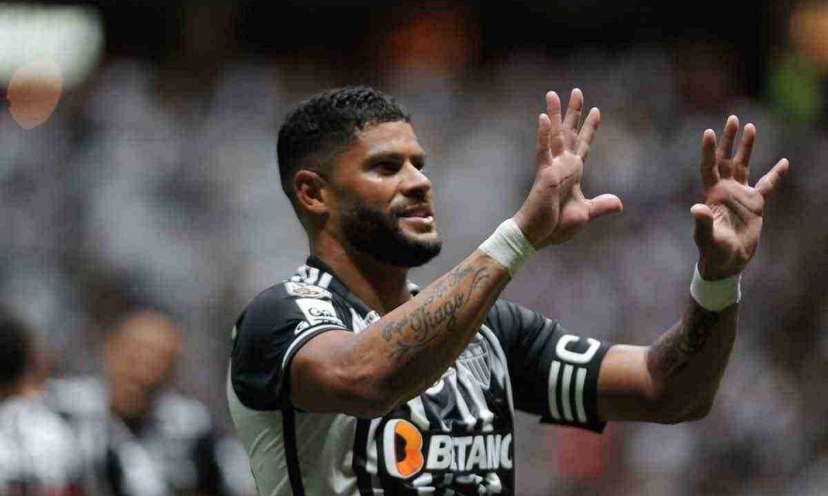 O atacante Hulk é o principal nome do Atlético desde a temporada de 2021 -  (crédito: Alexandre Guzanshe/EM/D.A. Press)