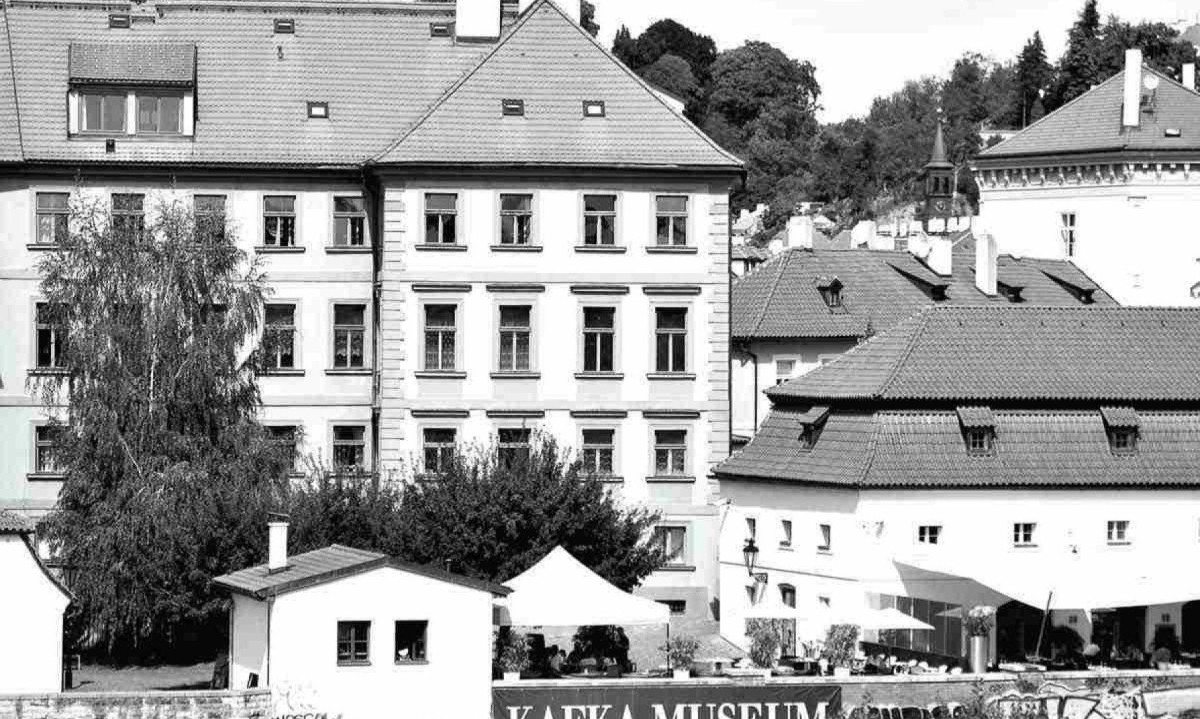 Museu dedicado a Franz Kafka em Praga, capital da República Tcheca, e onde o escritor nasceu em 3 de julho de 1881
 -  (crédito: ALEXANDRE GUZANSHE/EM/D.A.PRESS)