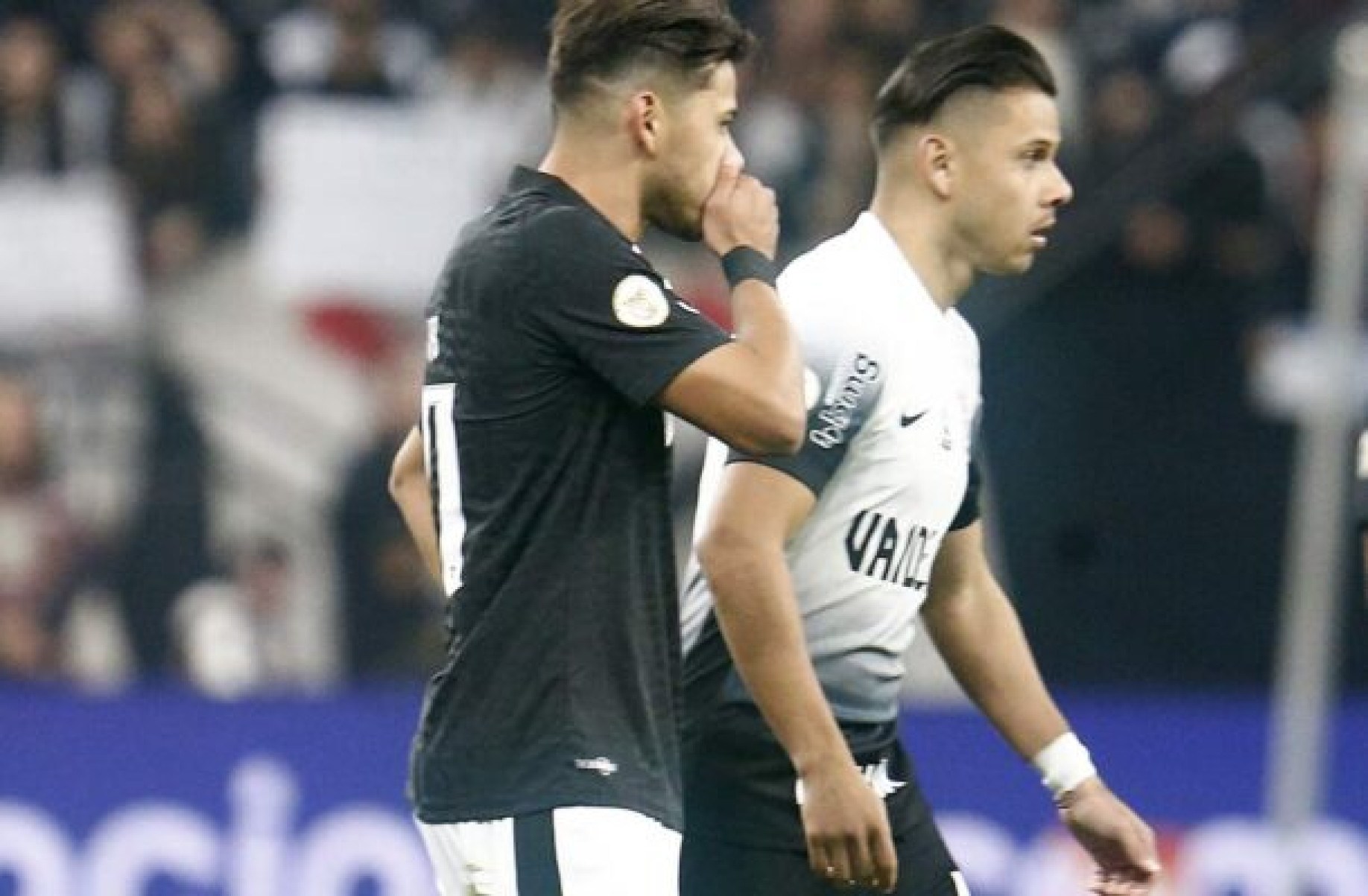 Após derrota para irmão, Romero faz alerta ao Corinthians no Brasileiro