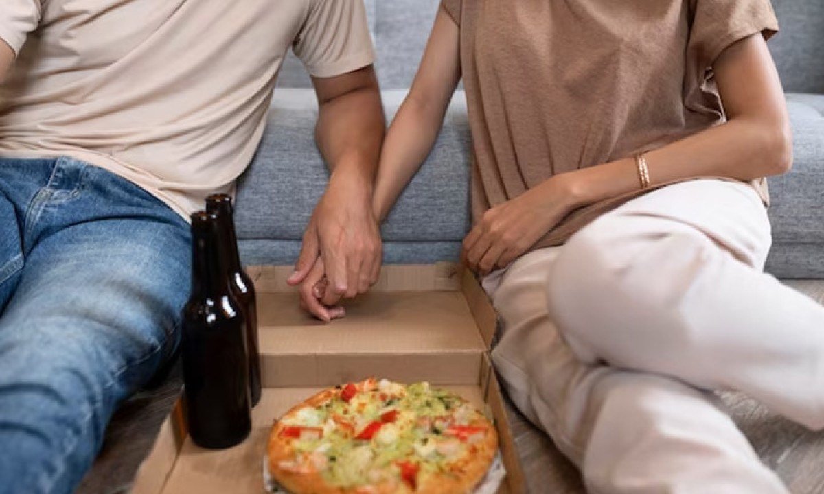 - O casal firma um acordo em que, se o namoro terminar, nenhum dos dois terá direito a pensão alimentícia e não haverá herança; -  (crédito: Imagem Freepik)