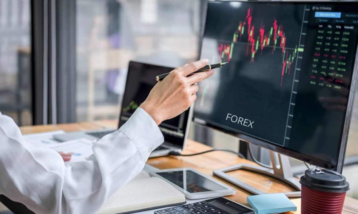 Compreender o que é negociação Forex e como ela impacta a economia local é essencial para empresários, investidores e formuladores de políticas -  (crédito: Freedomz)