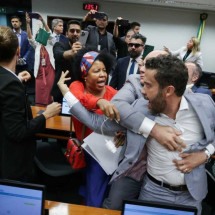 Para evitar brigas entre deputados, Lira planeja mudar regimento interno -  Fotográfo/Agência Brasil