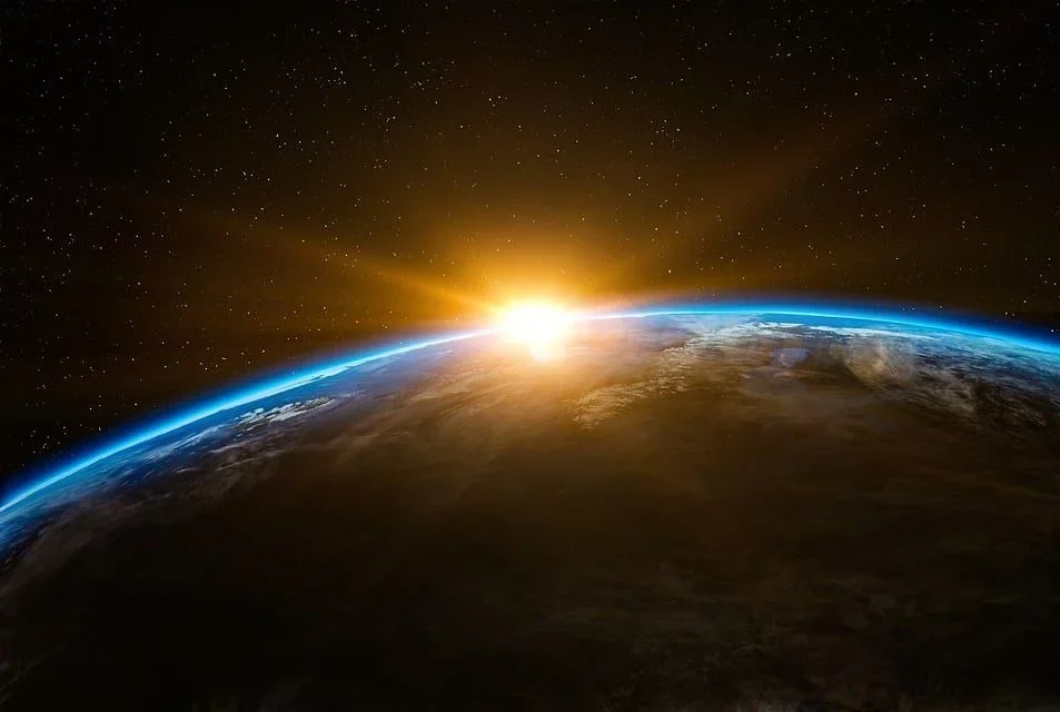 Imagina ter que tomar banho de urina, ou então ter que assistir 15 pores-do-sol em um dia! Ficou curioso? Então confira agora uma galeria com outras 9 coisas que os astronautas são proibidos de fazer no espaço! -  (crédito: Arek Socha por Pixabay )