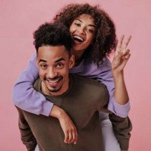 Cinco vantagens de passar o Dia dos Namorados com sua ‘amizade colorida’ - Freepik