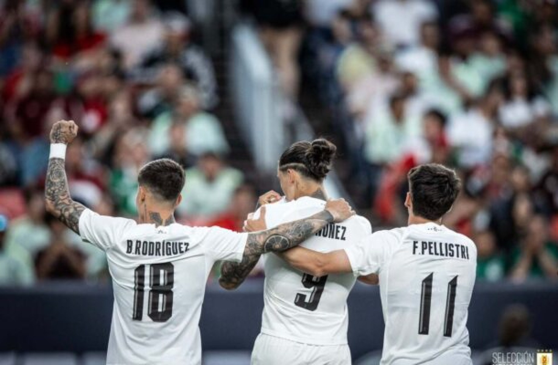 Com hat-trick de Darwin Núñez, Uruguai goleia o México em amistoso