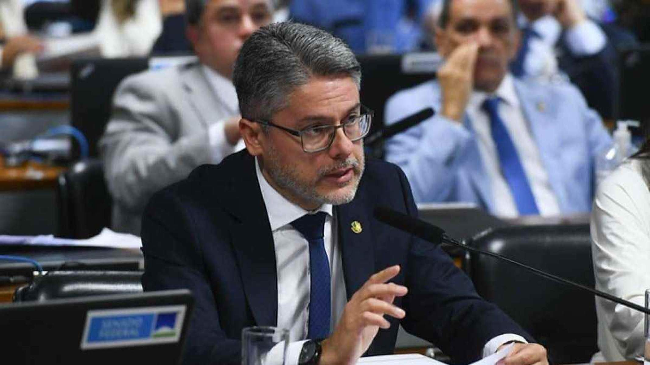 'PEC das Praias' pode beneficiar senadores com imóveis em área de marinha