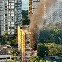 Incêndio atinge prédio em São Conrado, no Rio - Reprodução/Redes sociais
