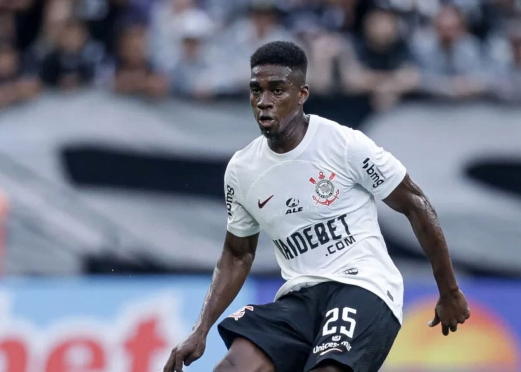 Corinthians atrasa pagamento por Félix Torres e pode sofrer novo transfer ban