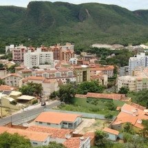 WebStories: Conheça cidades brasileiras que tem mais imóveis do que pessoas