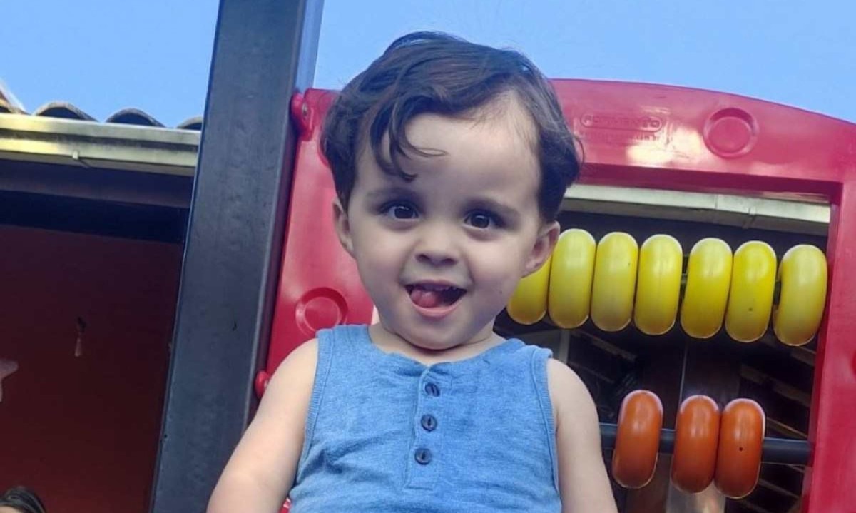 Calebe, de 2 anos, foi diagnosticado com distrofia muscular de Duchenne -  (crédito: Reprodução/Instagram)