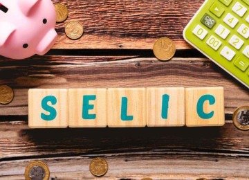 Taxa b&aacute;sica de juros (Selic) foi reduzida para 13,75% ao ano -  (crédito: Mercado Hoje)
