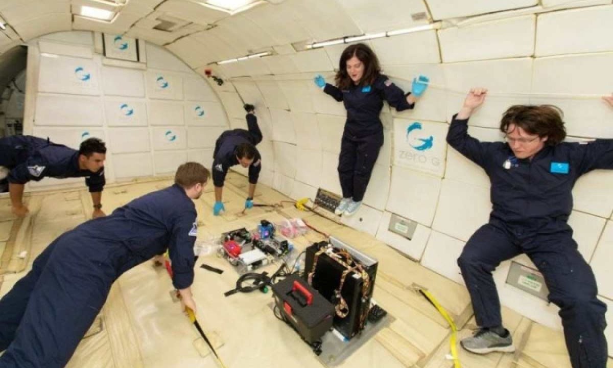 Astronautas testam os impactos da microgravidade, após missões alguns apresentam problemas de pele e infecções     -  (crédito: Nasa/Divulgação)