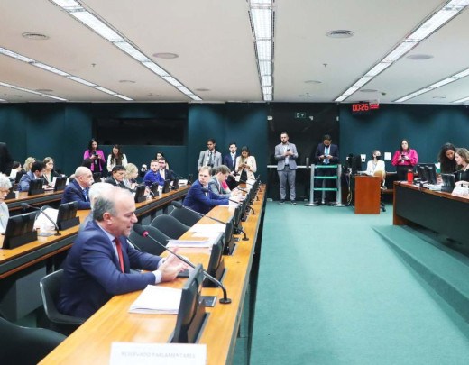 CCJ aprova incluir na Constituição criminalização do porte de drogas -  (crédito: EBC)