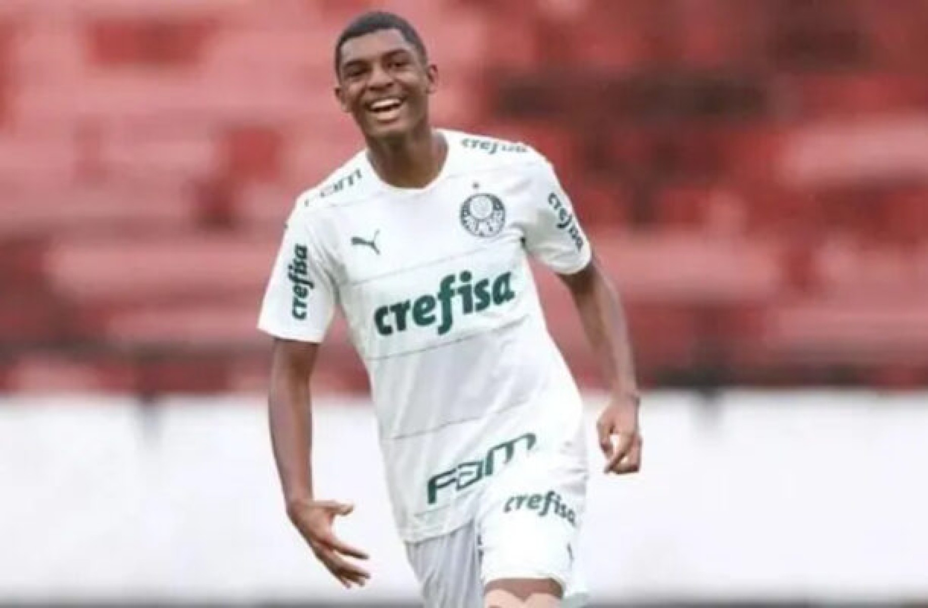 Luis Guilherme assina com West Ham e deixa o Palmeiras