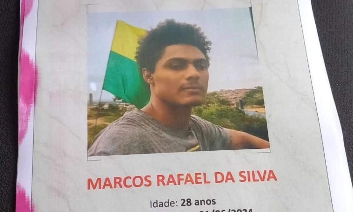 O cartaz de desaparecido da Polícia Civil é usado pela família de Marcos Rafael da Silva para divulgar o desaparecimento -  (crédito: Reprodução / Arquivo pessoal)