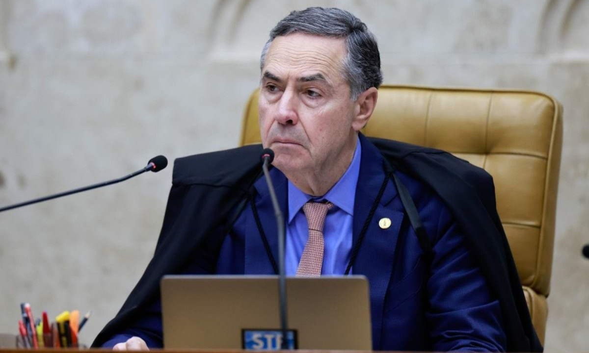 Ministro Luís Roberto Barroso disse, sem citar o ex-presidente Jair Bolsonaro (PL), que agora as instituições não se atacam -  (crédito: Andressa Anholete/SCO/STF)