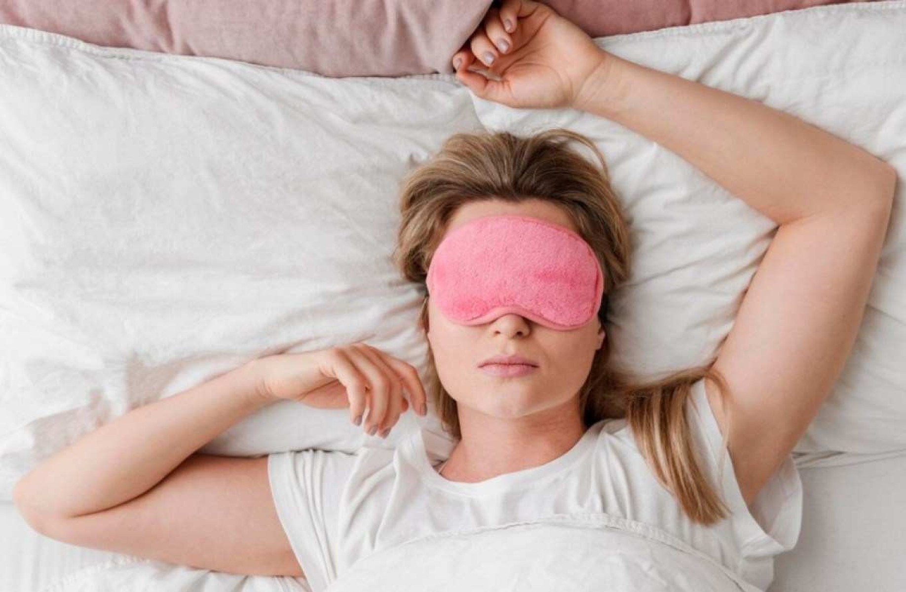 Máscaras de dormir melhoram o sono e podem beneficiar a pele