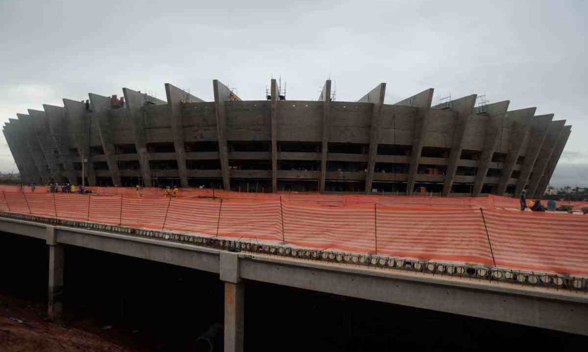 O financiamento de R$ 400 milhões do BNDES, via ProCopa, para a reforma do Mineirão, finalizada em 2012, é um dos poucos já quitados -  (crédito: Leandro Couri/Esp. EM/D.A Press 16/5/12)