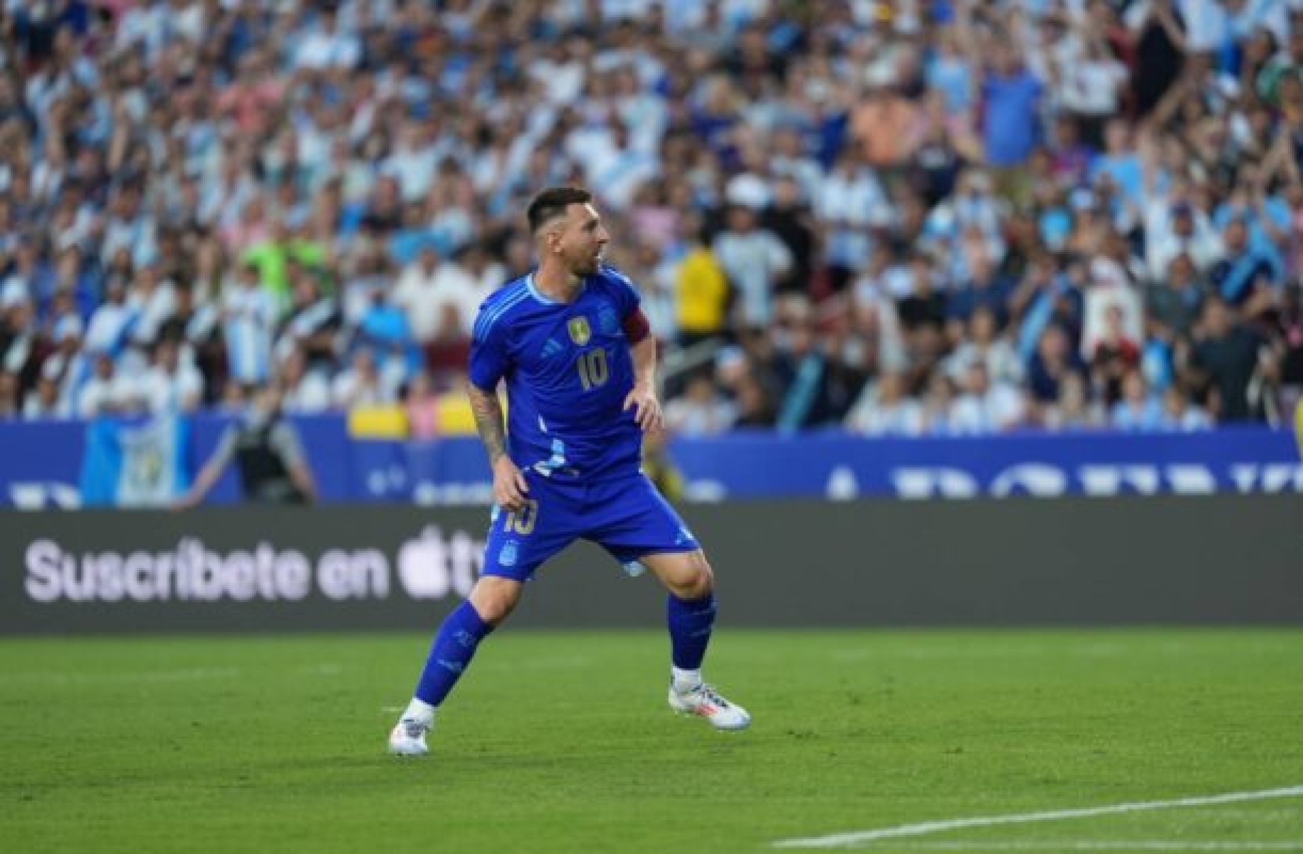 Messi e Lautaro brilham em goleada da Argentina antes da Copa América