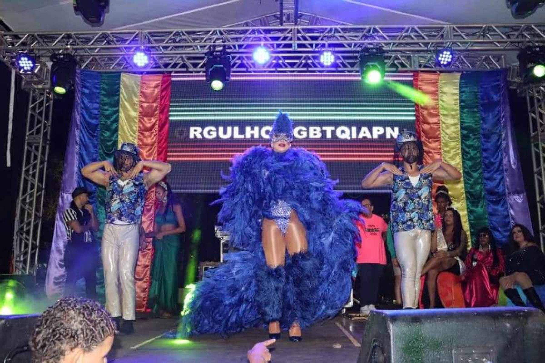 Parada LGBT+ de Frutal terá Wanessa Camargo, mas prefeitura omite atração