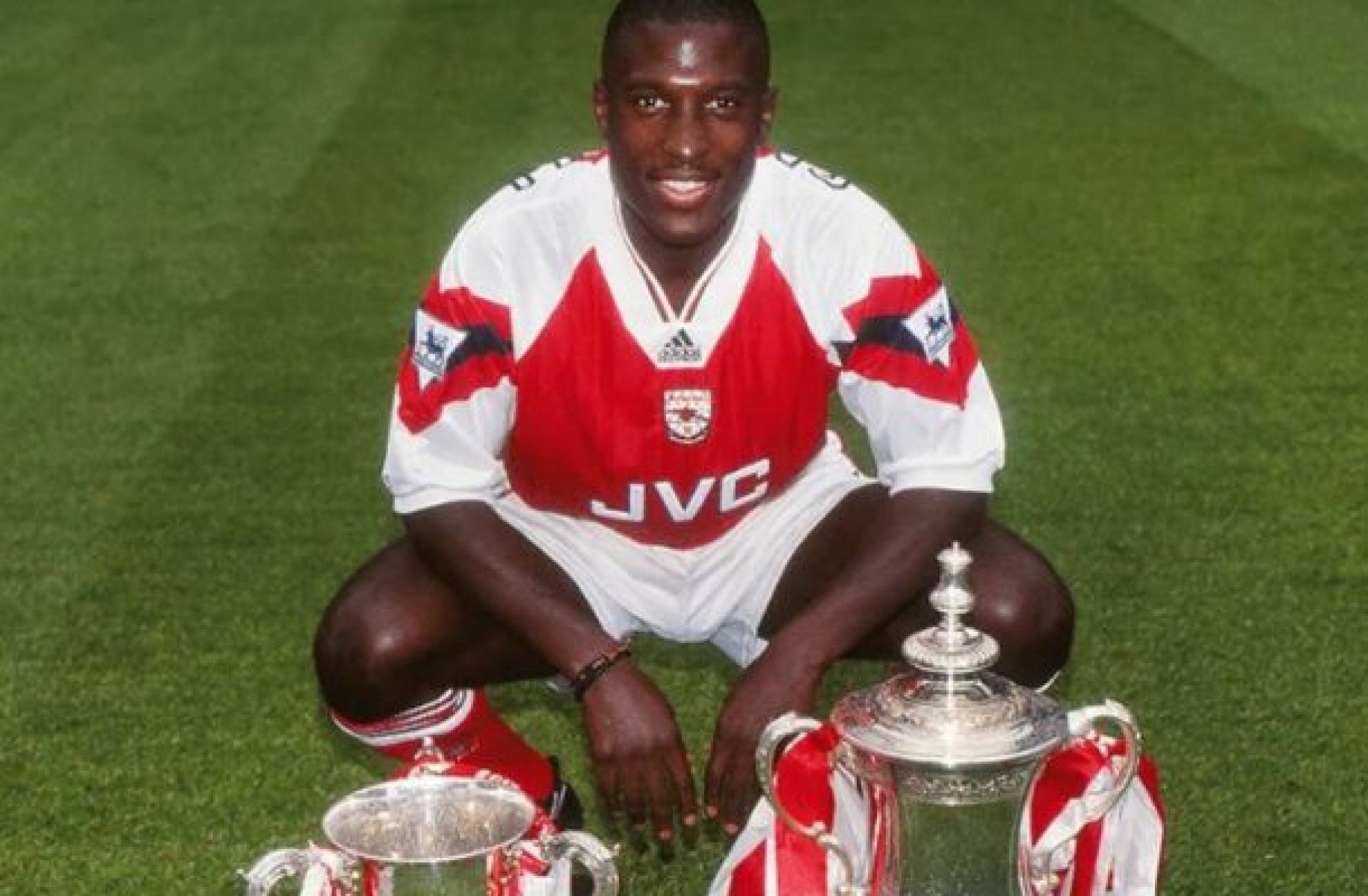 Morre Kevin Campbell, ex-jogador de Arsenal e Everton, aos 54 anos