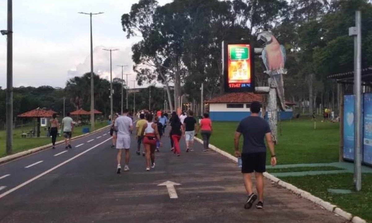 A pista de corrida e caminhada do Parque do SabiÃ¡, em UberlÃ¢ndia -  (crédito: Prefeitura de UberlÃ¢ndia/DivulgaÃ§Ã£o)