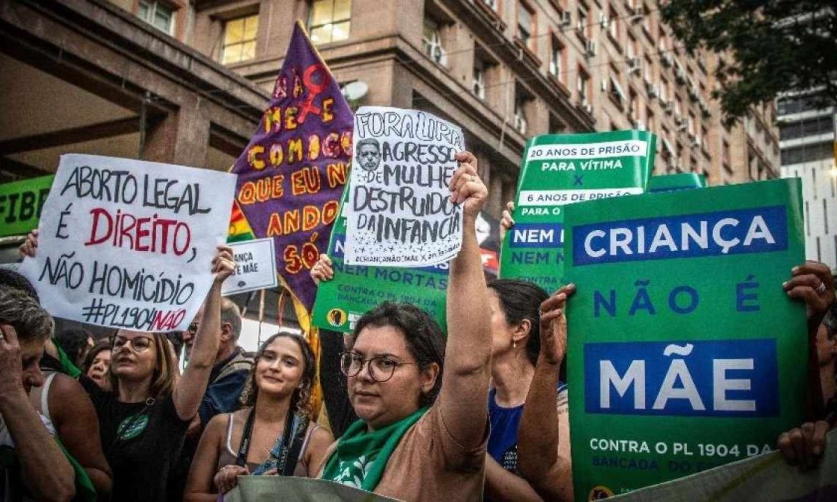 Manifestação contra o PL do aborto  -  (crédito: AGÊNCIA BRASIL/REPRODUÇÃO)