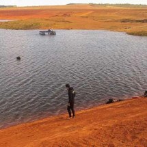 Bombeiros buscam por jovem que se afogou em barragem no Norte de Minas - CBMMG