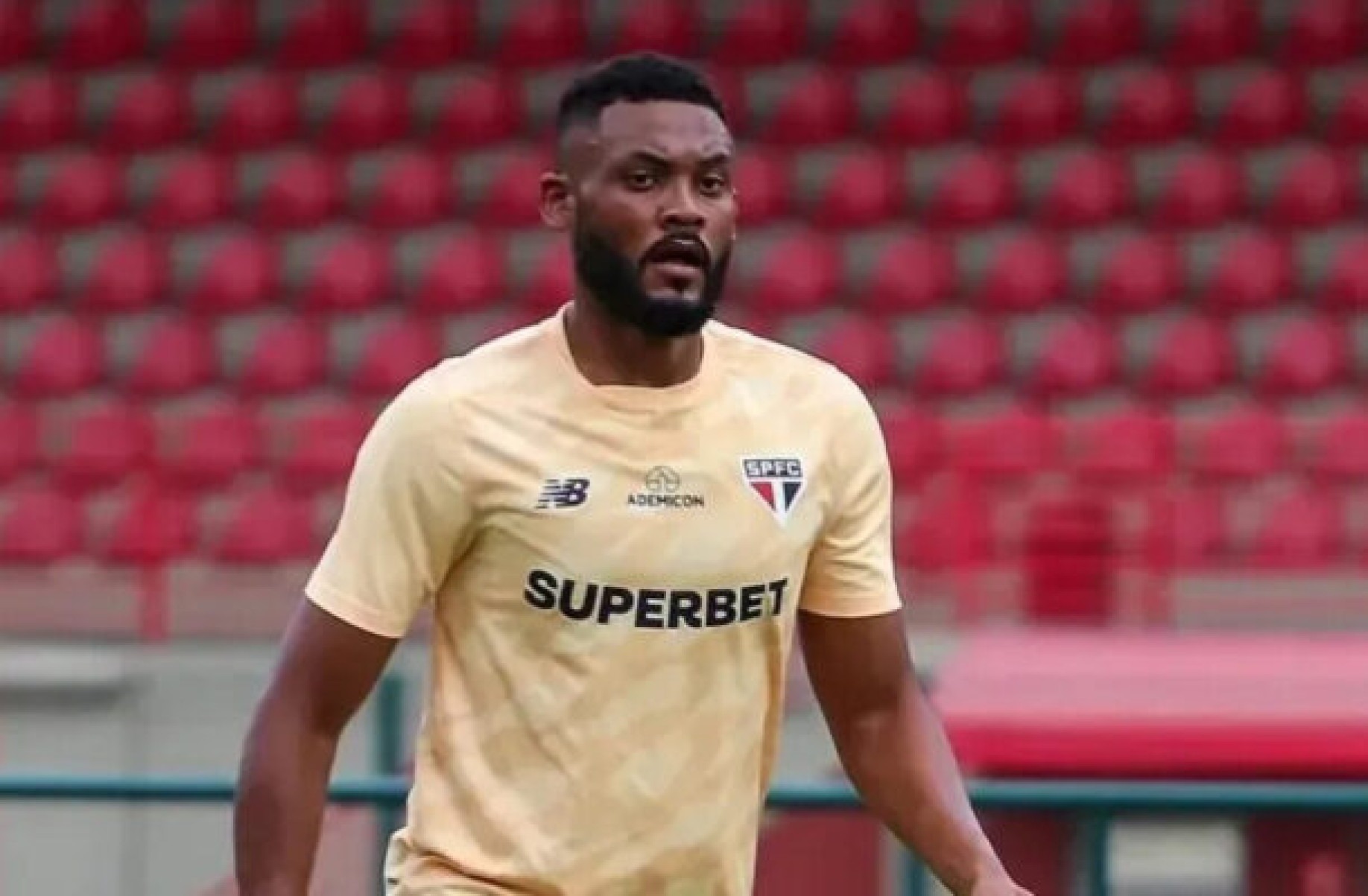 São Paulo renova contrato com Sabino até o fim da temporada