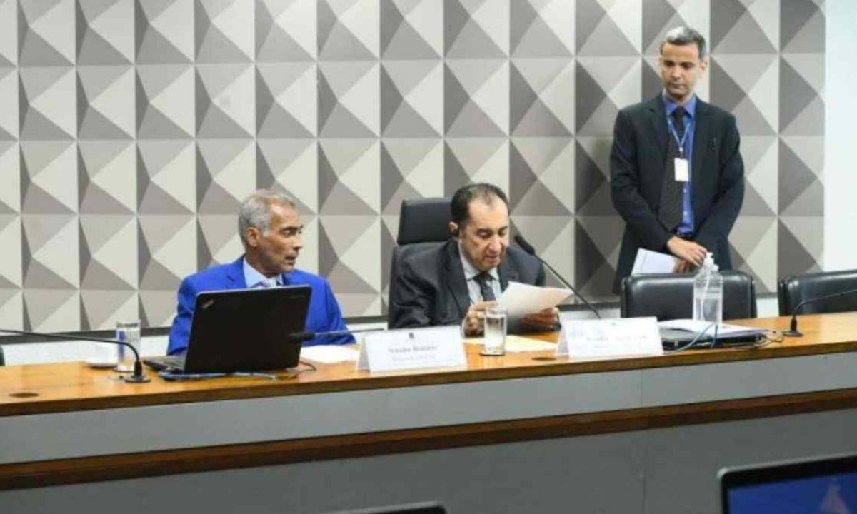 CPI da Manipulação de Jogos e Apostas Esportiva (CPIMJAE) em reunião deliberativa na terça-feira (17/6) -  (crédito: Marcos Oliveira/Agência Senado)