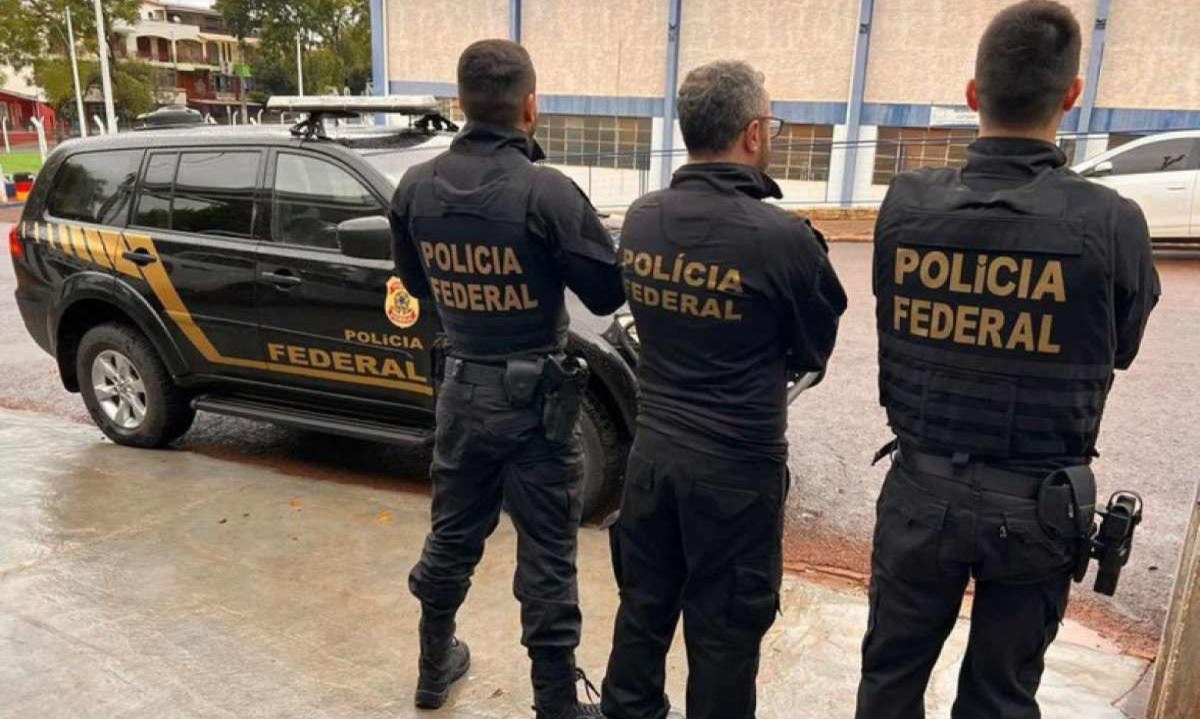 PF investiga aquisição de postos de gasolina por parte do PCC. - (crédito: Divulgação) PF investiga aquisição de postos de gasolina por parte do PCC. - (crédito: Divulgação)