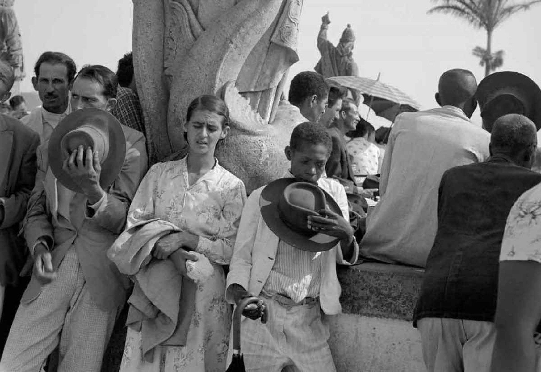 Detalhe de fotografia de Marcel Gautherot, que registrou preparativos para o jubileu em Congonhas em 1947  