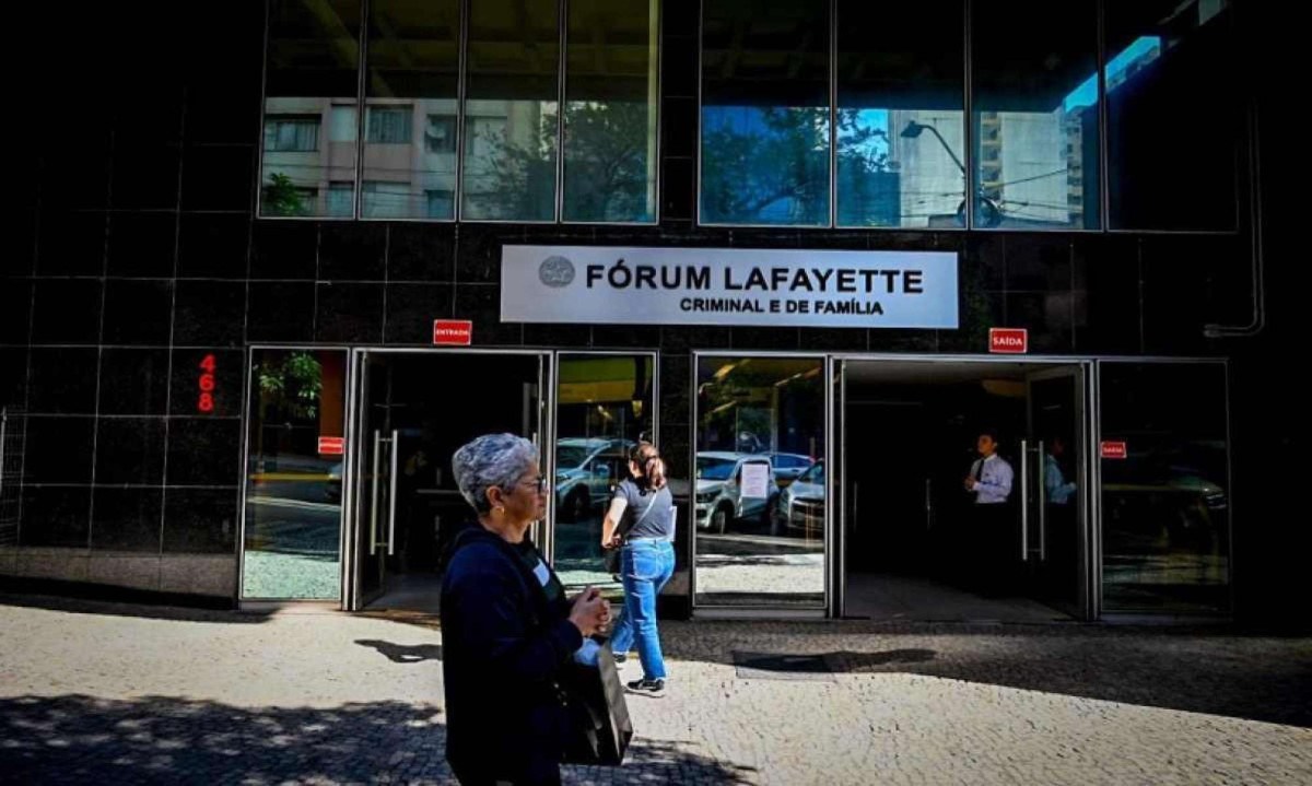 O julgamento ocorreu na manhã desta quinta-feira, no Fórum Lafayette -  (crédito: Leandro Coury/EM/D. A. Press)