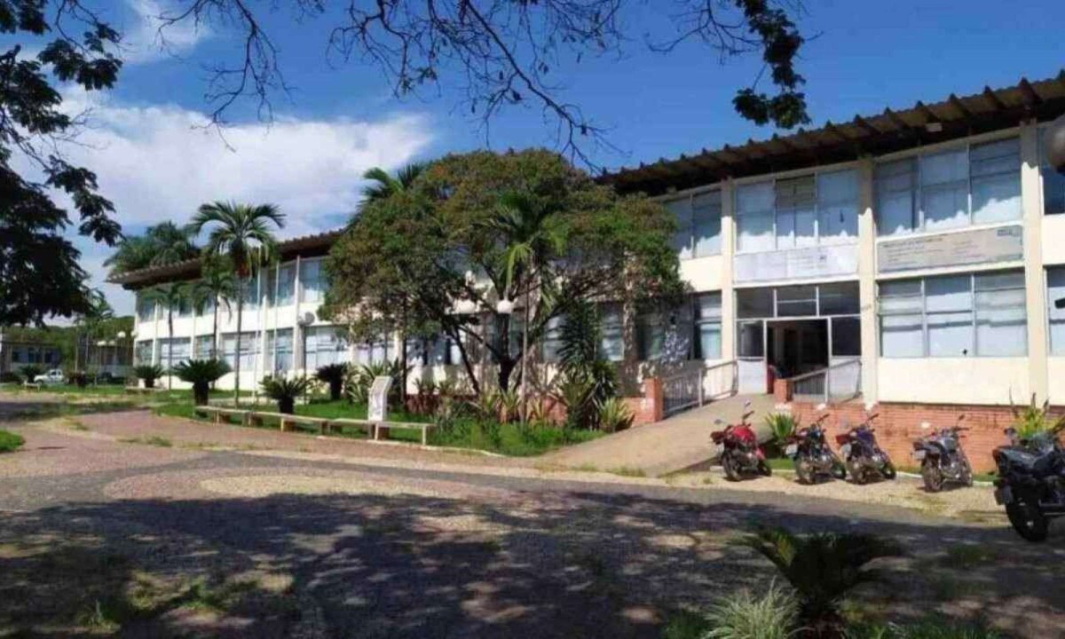 Fachada do campus da UEMG -  (crédito:  UEMG/Divulgação)