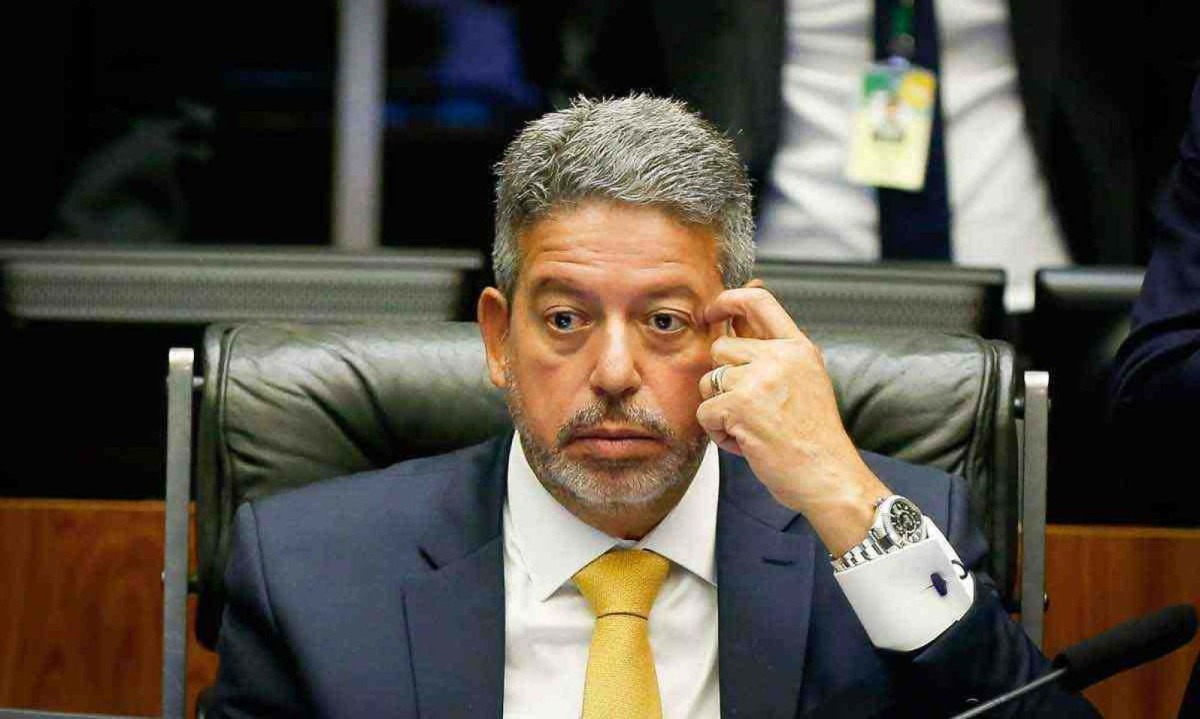 Arthur Lira desengavetou a PEC da anistia dos partidos -  (crédito: SERGIO LIMA/AFP)