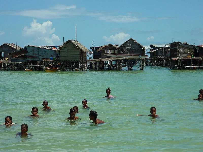 "Homens-peixe": Povo bajau consegue ficar 10 minutos debaixo d"água - Torben Venning/Wikimedia Commons