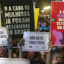 Membros da igreja católica enviam manifesto contra 'PL do aborto' ao papa