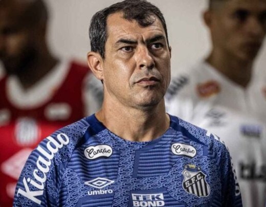 Santos dá respaldo a Carille e descarta troca no comando -  (crédito: Foto: Raul Baretta/ Santos FC)