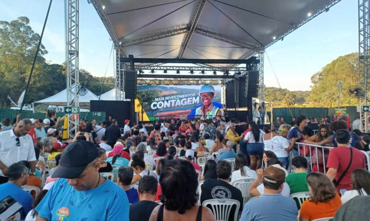Presidente desembarcou em BH e ainda concedeu entrevista a uma rádio antes de ir ao evento -  (crédito: Alessandra Mello/EM/D.A Press)
