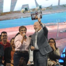 Lula é cobrado a resolver dívida de Minas e ampliar o metrô na Grande BH - Alexandre Guzanshe